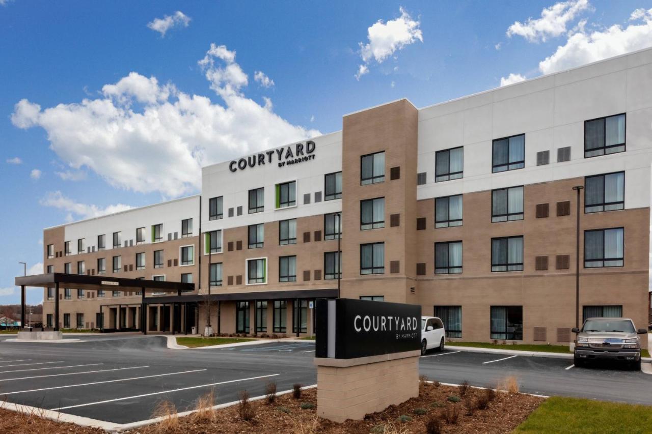 Hotel Courtyard By Marriott East Lansing Okemos Esterno foto